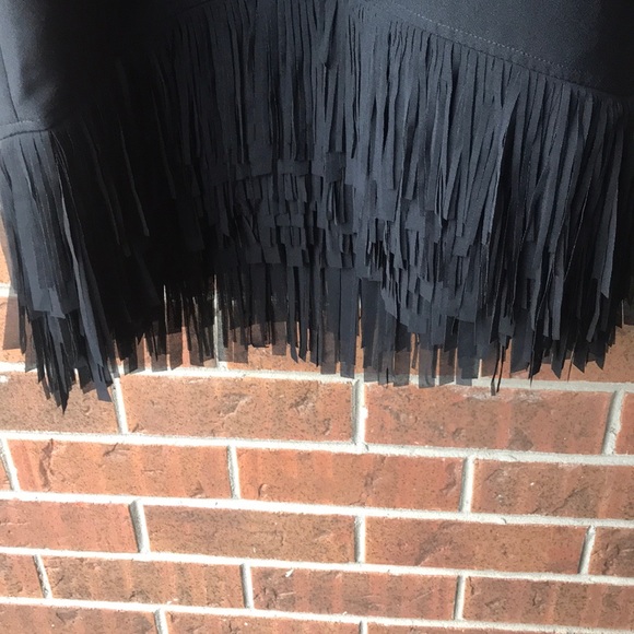 Banana Republic black dress, petite size 00 - Picture 4 of 11